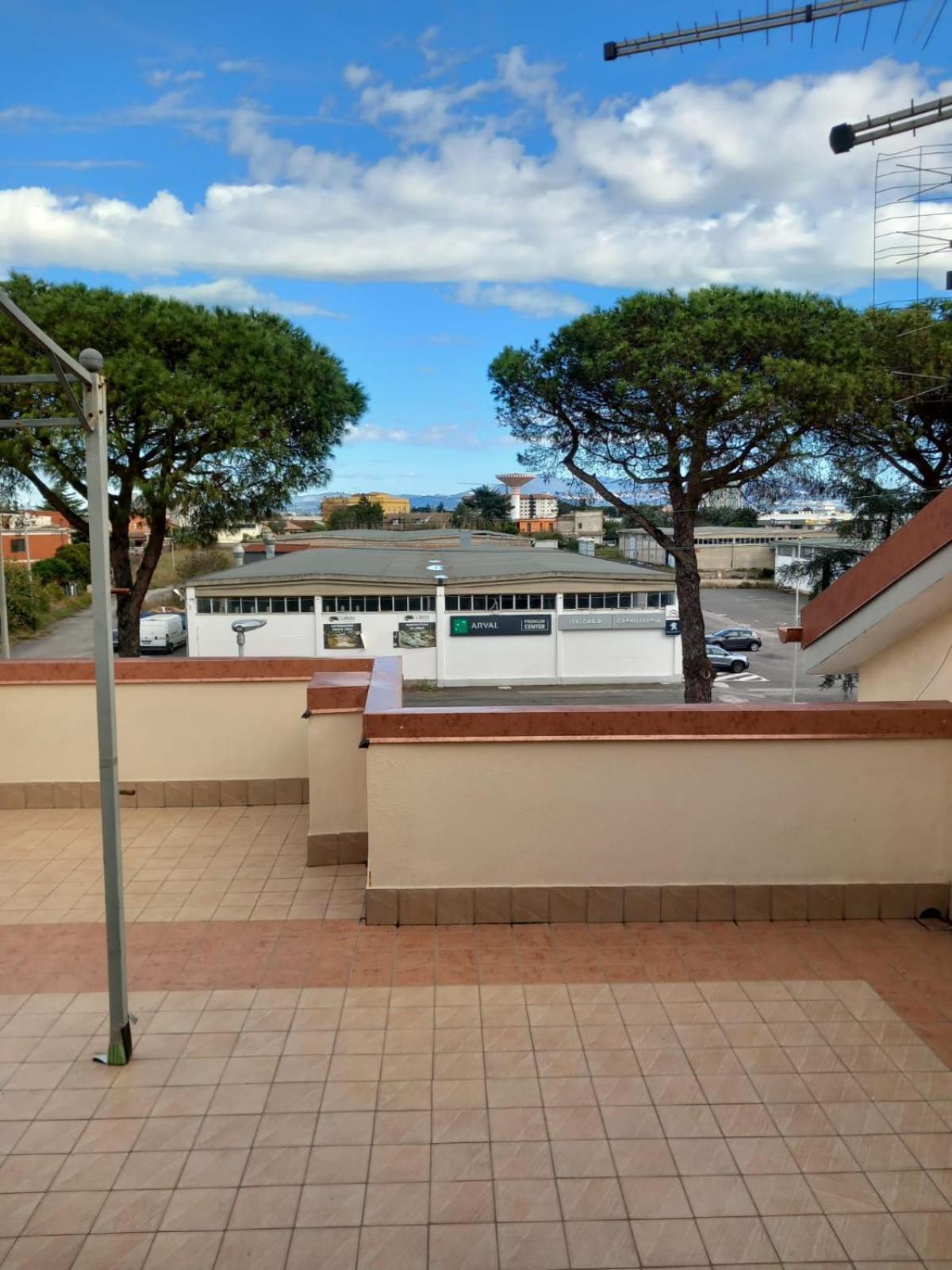 Il Brindisi Di C & C Castelli Romani Pomezia Bagian luar foto